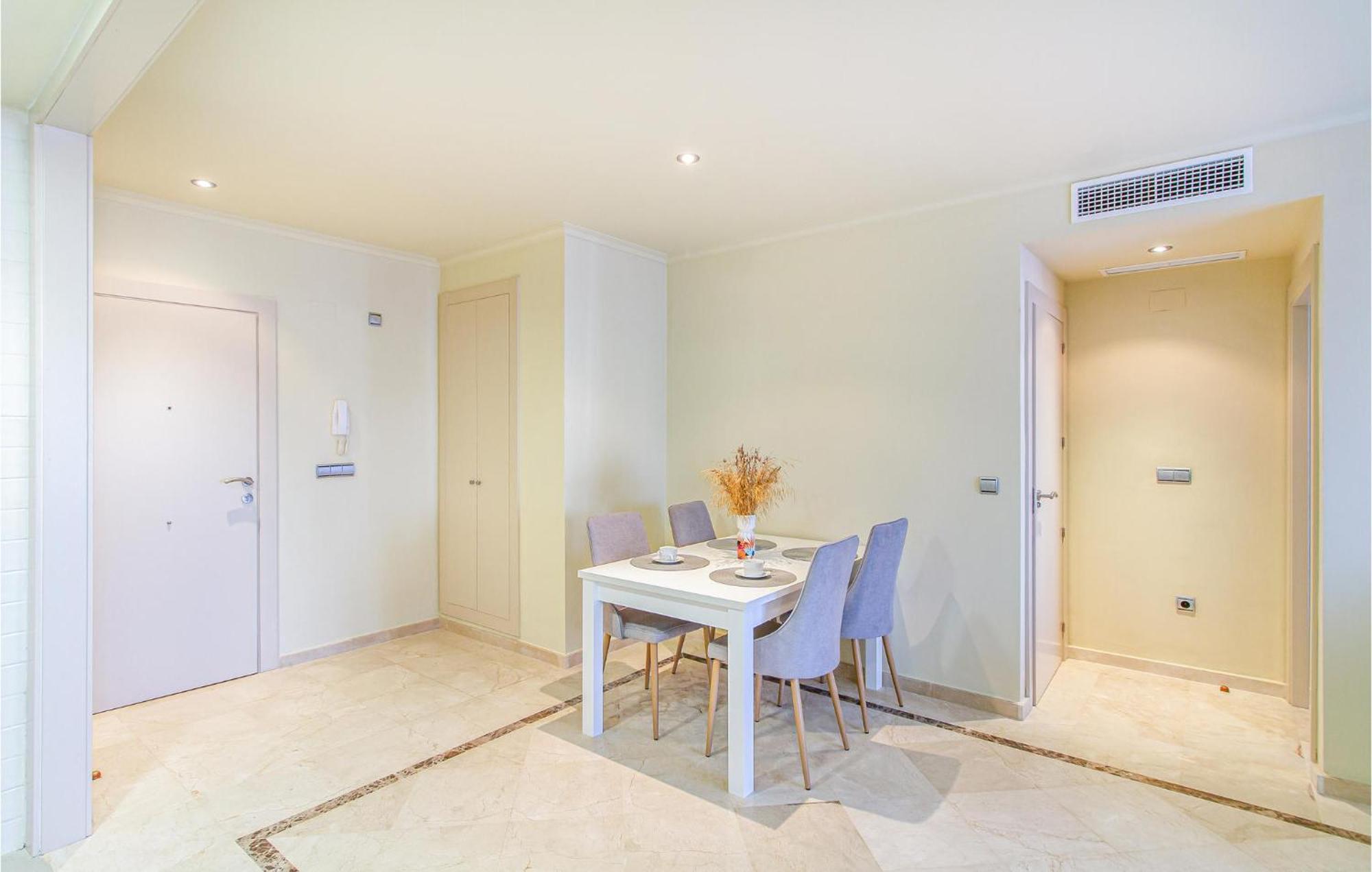 Amazing Apartment In Los Alcazares With Kitchen Buitenkant foto